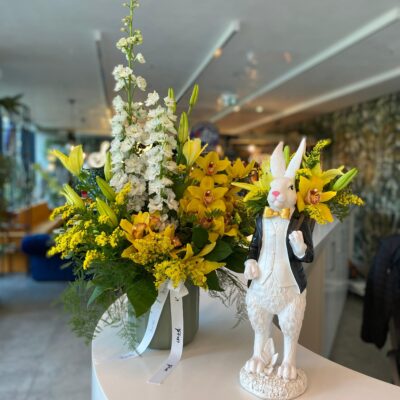 Aranjament floral tematic Paste pentru receptie