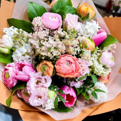 buchet cu flori de primavara