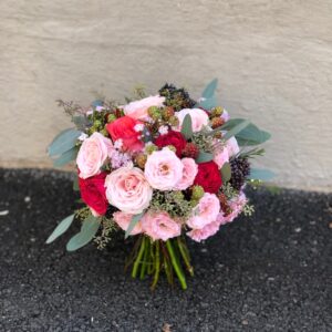 buchet de nunta cu trandafiri roz