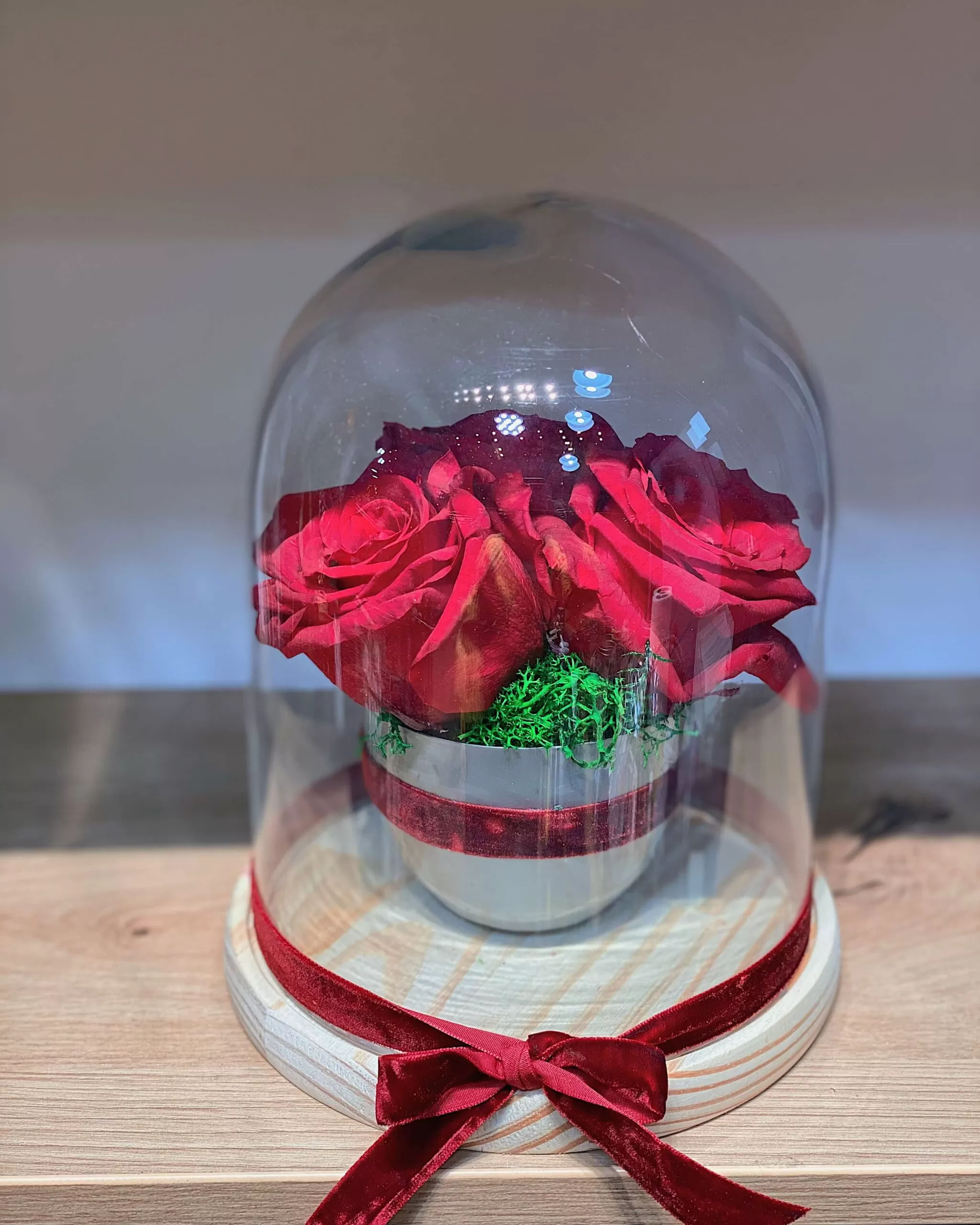 Aranjament floral cupola trandafiri criogenati scaled
