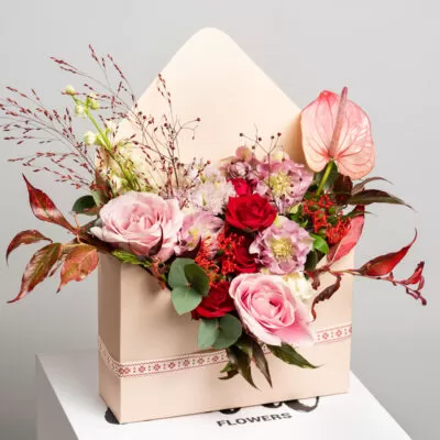 Aranjamentul floral Iubire in cutie