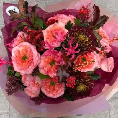 Buchet cu flori in nuante de toamna