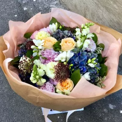 Buchet de flori vise in culori 1