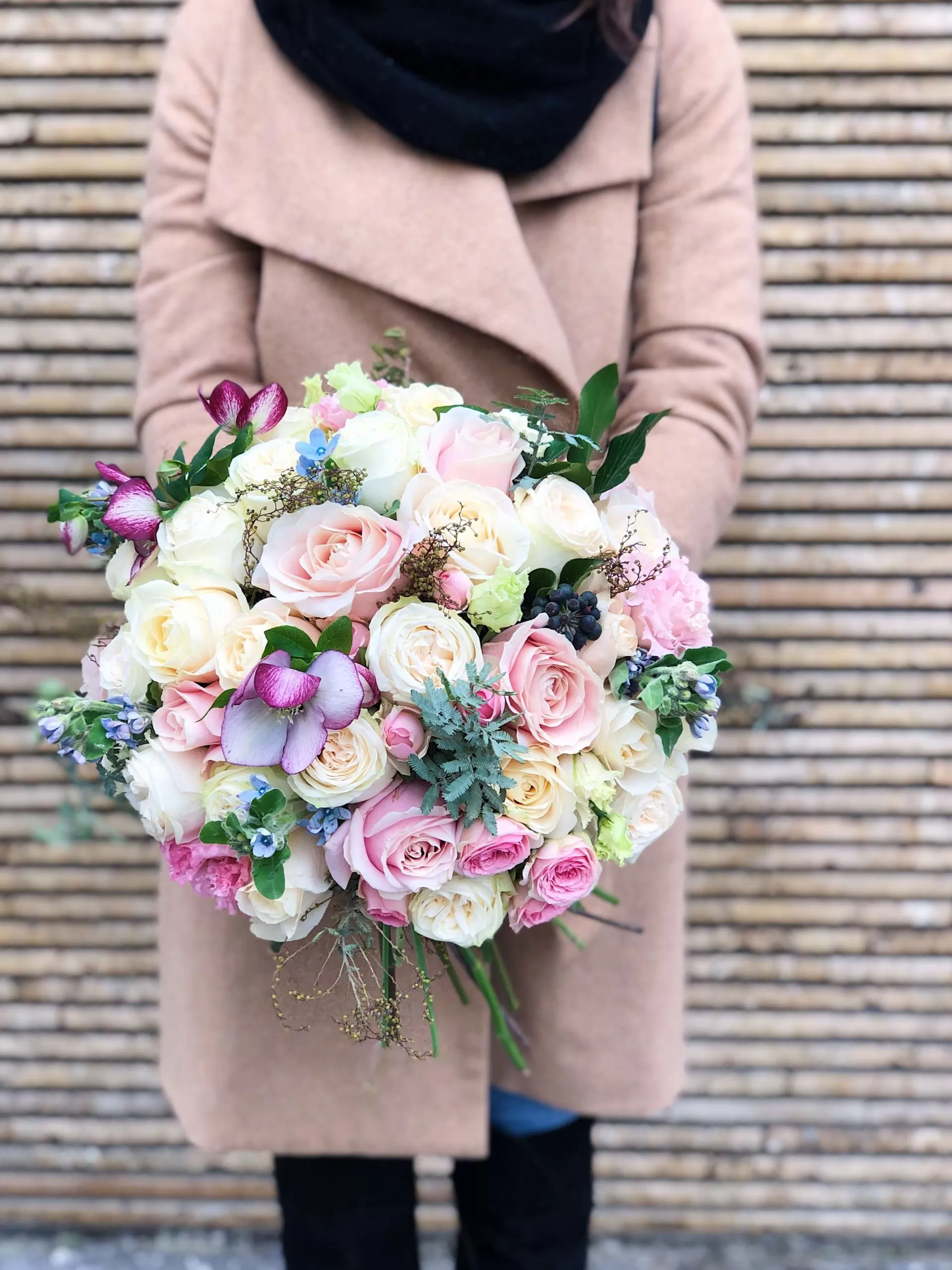 Buchetul de flori crazy in love 1 scaled