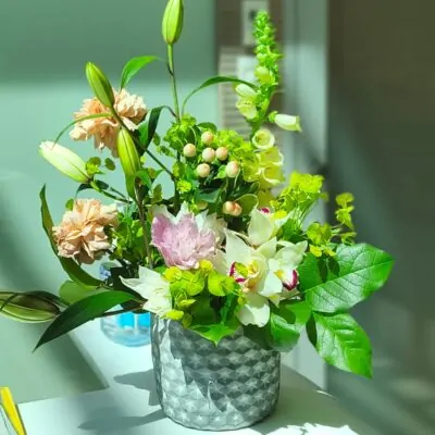Aranjament floral pentru birou