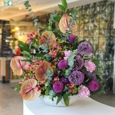 aranjament-floral-receptie-anthurium-allium-imod-flowers.jpg