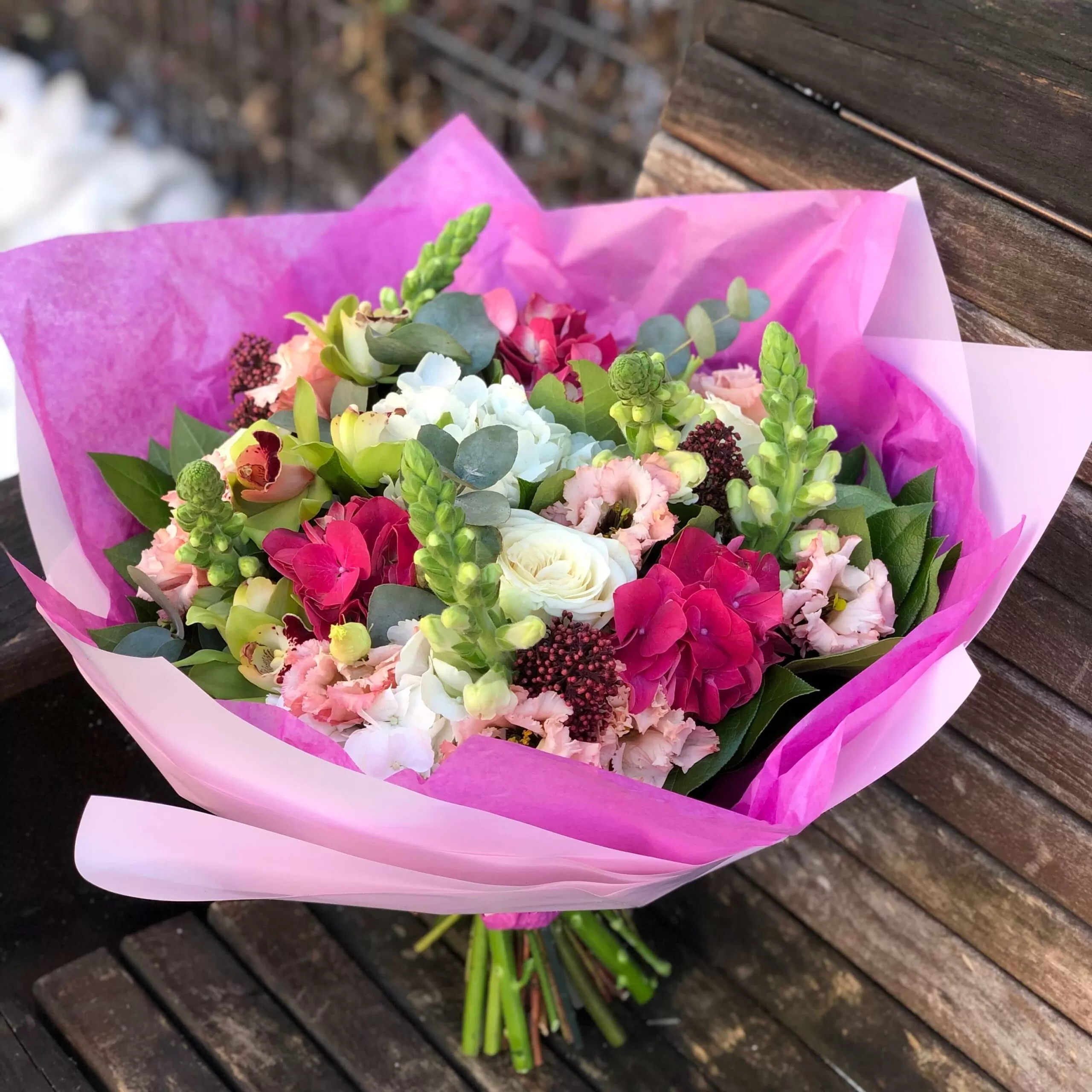 buchet cu cymbidium verde 1