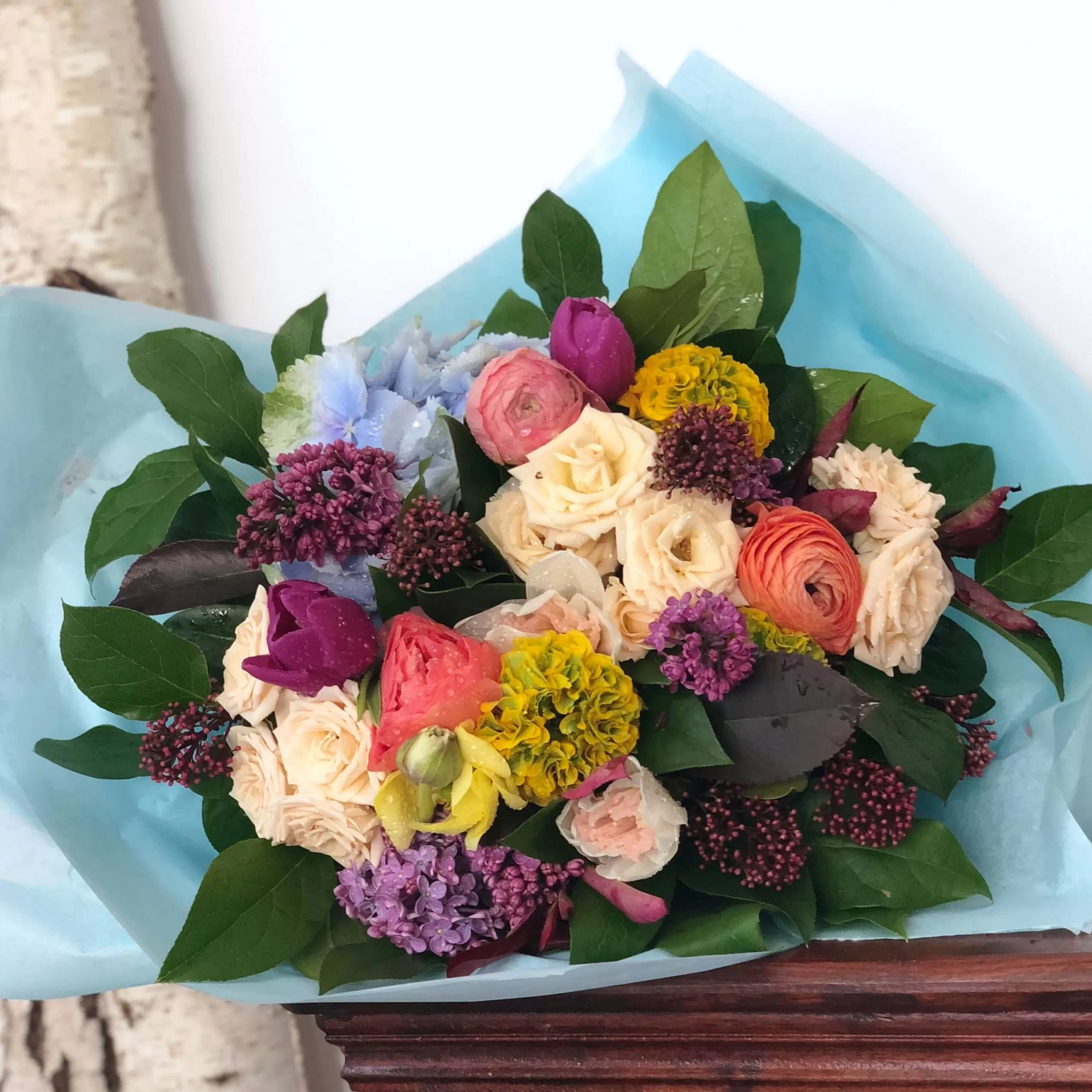 buchet cu minitrandafiri