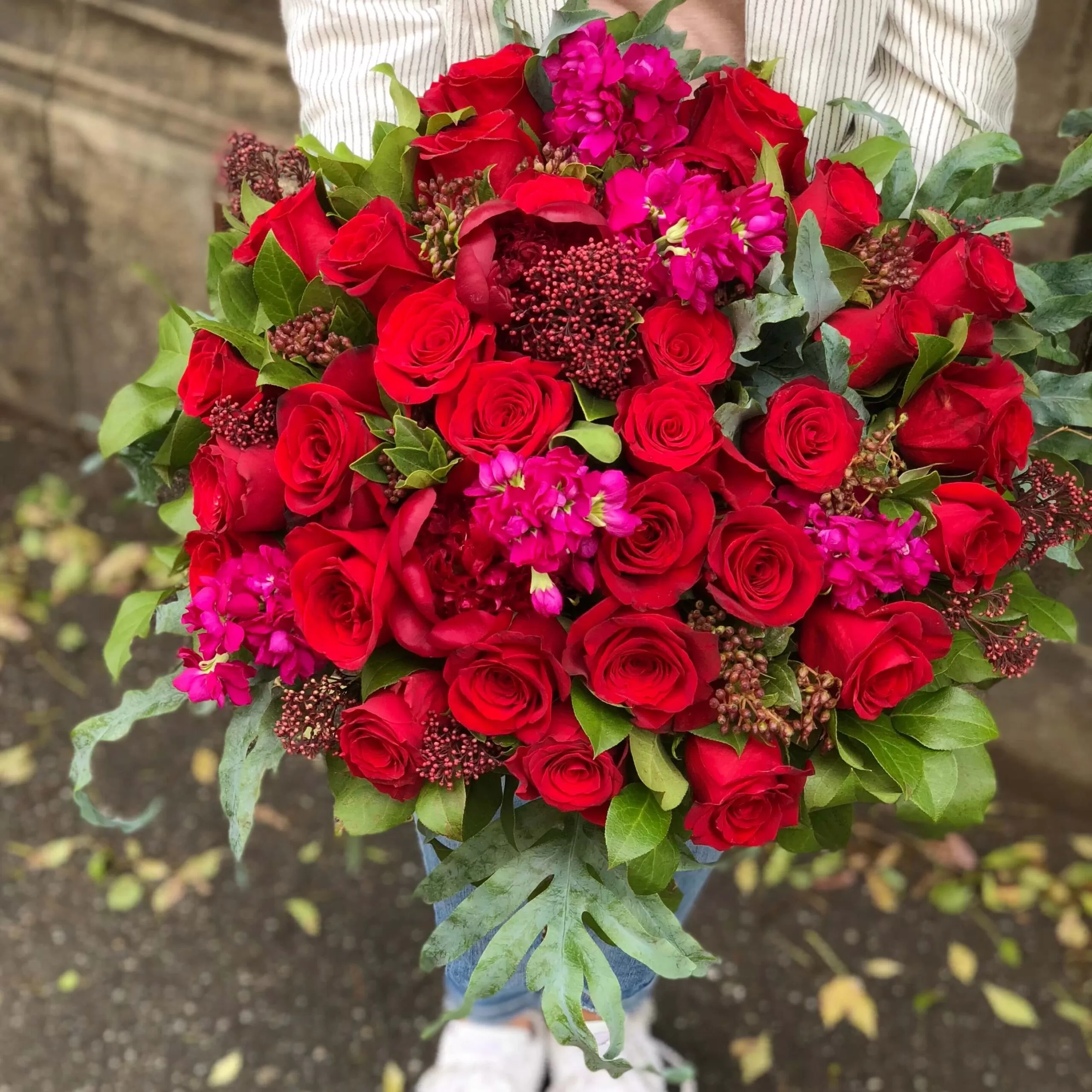 buchet cu trandafiri rosii