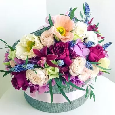 Cutie cu maci si Hortensia